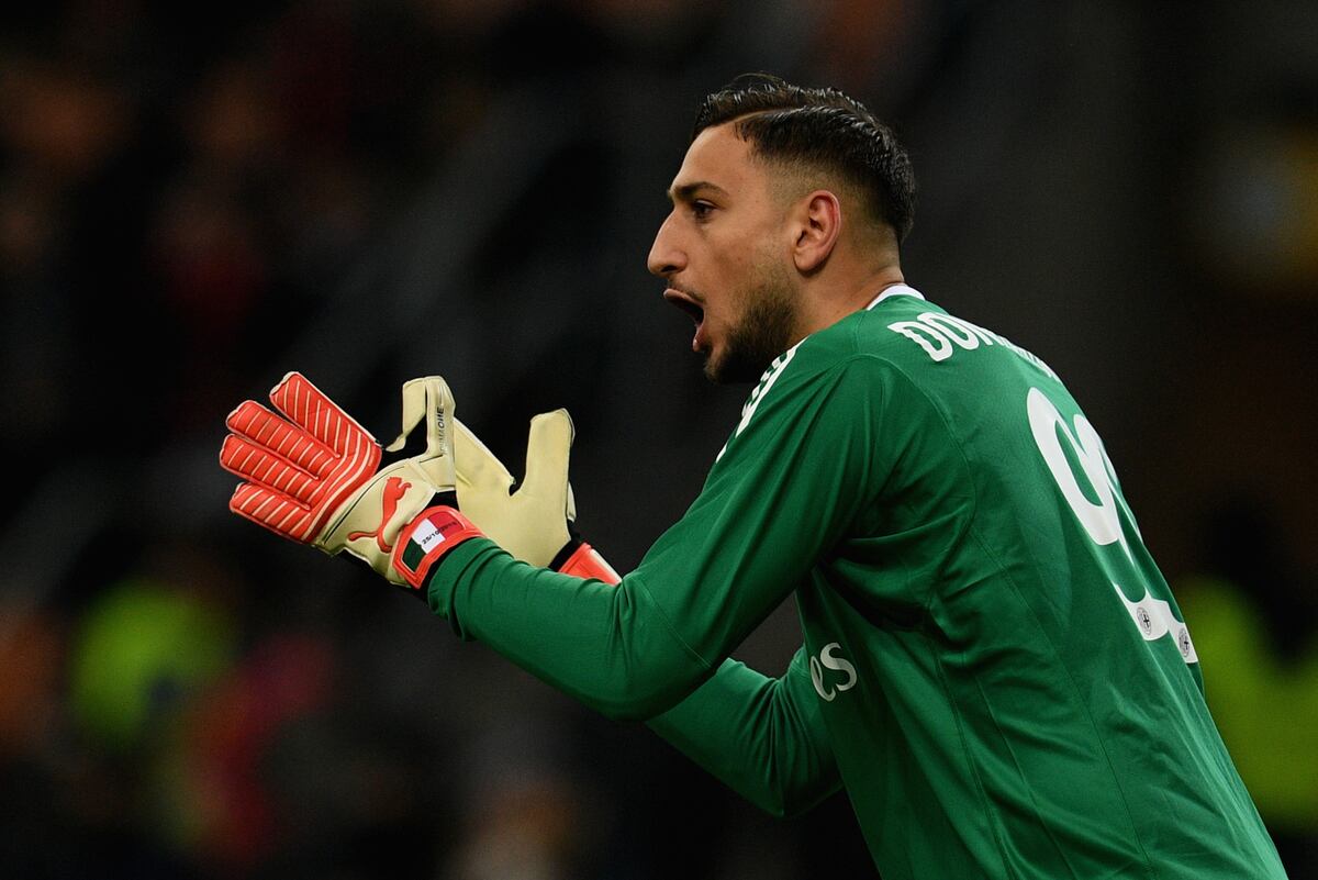 PSG Transfer News: AC Milan Goalkeeper Gianluigi ...