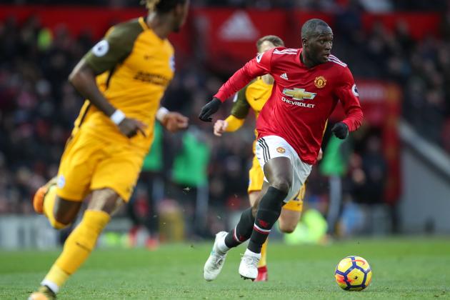 MANCHESTER, ENGLAND - NOVEMBER 25: Romelu Lukaku of Manchester United during the Premier League match between Manchester United and Brighton and Hove Albion at Old Trafford on November 25, 2017 in Manchester, England. (Photo by Robbie Jay Barratt - AMA/Getty Images)