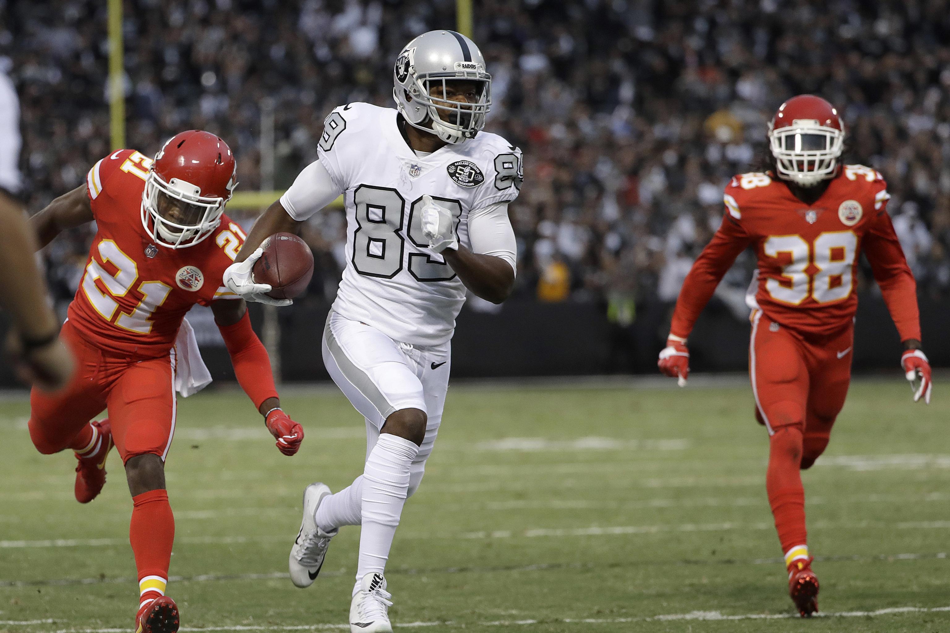 Bleacher Report on X: First look at Amari Cooper in an Oakland