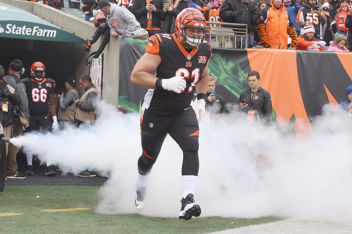 Offensive Linemen Russell Bodine, Marshall Newhouse Agree to Bills