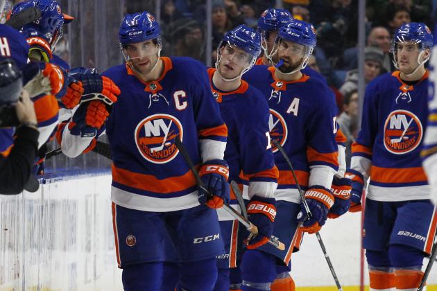 New York Islanders forward John Tavares (91) celebrates his goal during the second period of an NHL hockey game against the Buffalo Sabres on Thursday, Feb. 8, 2018, in Buffalo, N.Y. (AP Photo/Jeffrey T. Barnes)