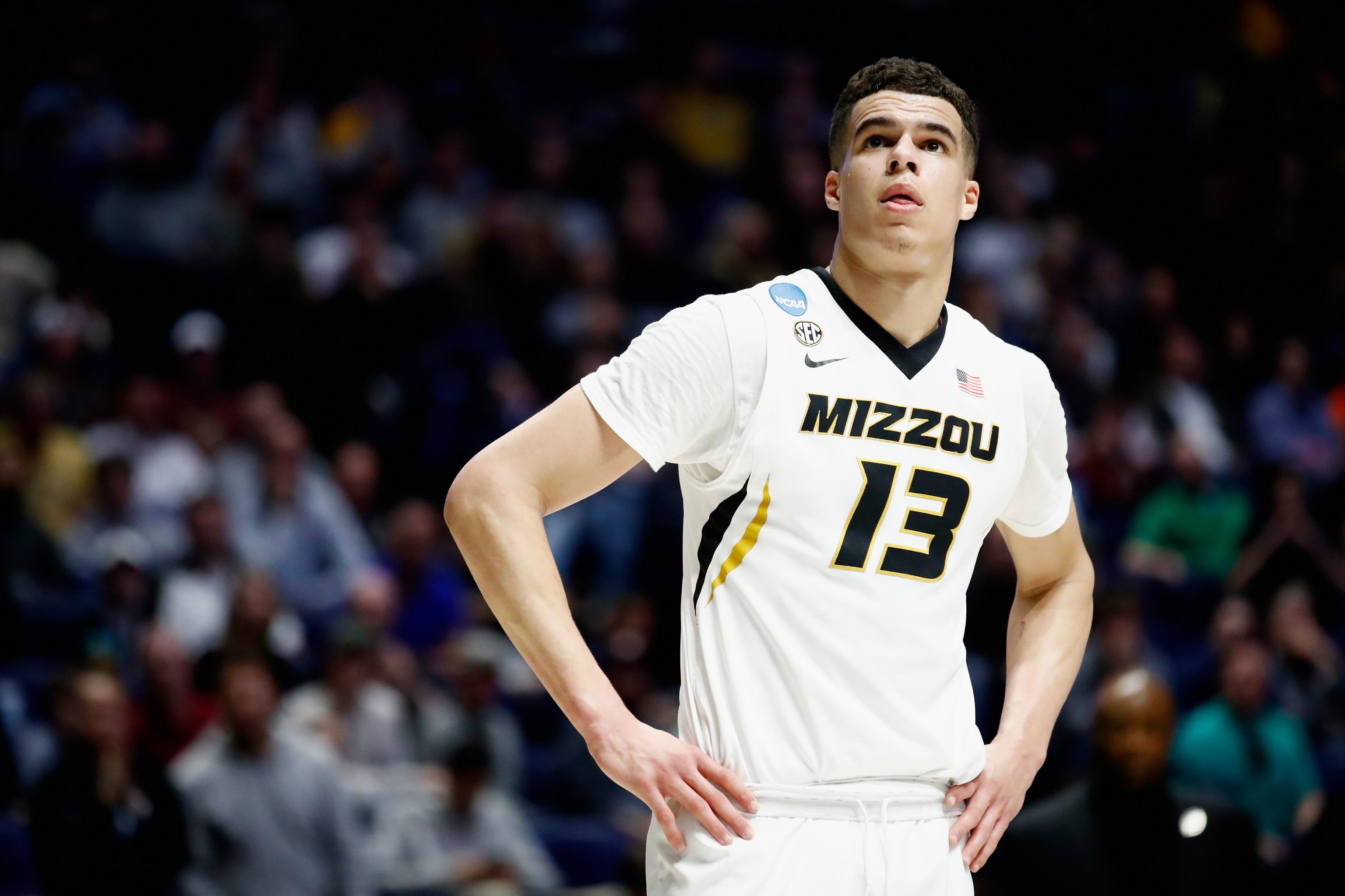 Michael Porter Jr. teases fans and college coaches by announcing his top  10. Mizzou is the running along with KU, UK - Missourinet