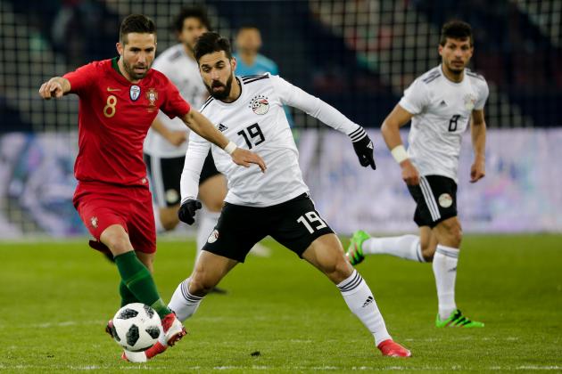 ZURICH, SWITZERLAND - MARCH 23: (L-R) Joao Moutinho of Portugal, Abdallah Said of Egypt during the  International Friendly match between Egypt  v Portugal  at the Letzigrund Stadium on March 23, 2018 in Zurich Switzerland (Photo by Erwin Spek/Soccrates/Getty Images)