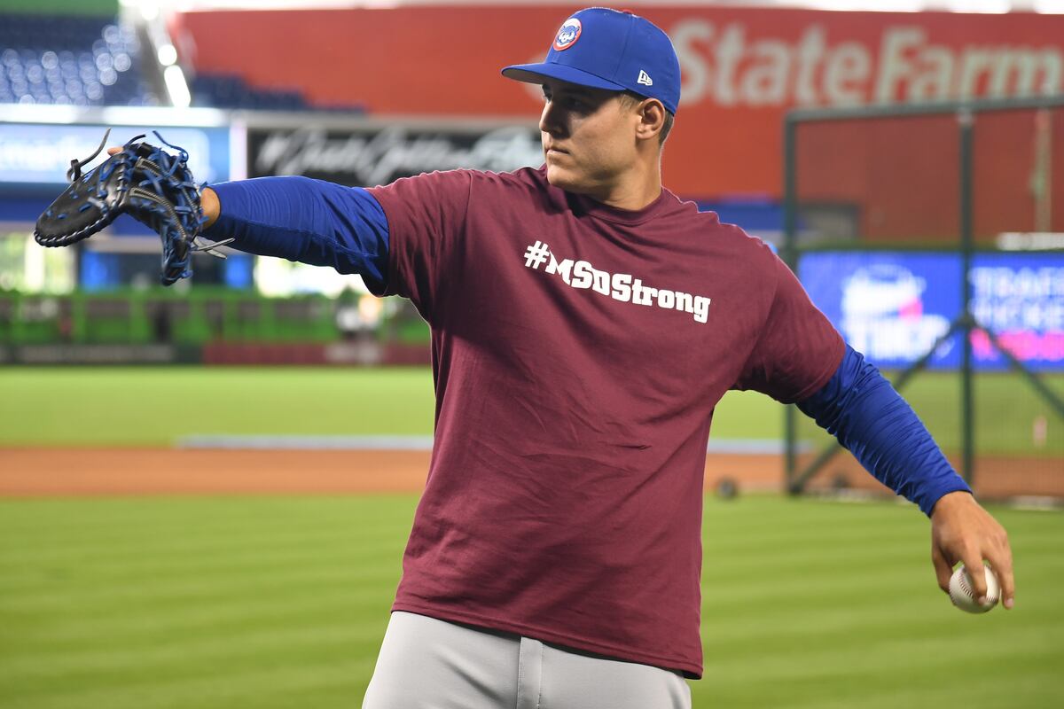 Anthony Rizzo Hits Home Run While Wearing Patch Honoring Parkland ...