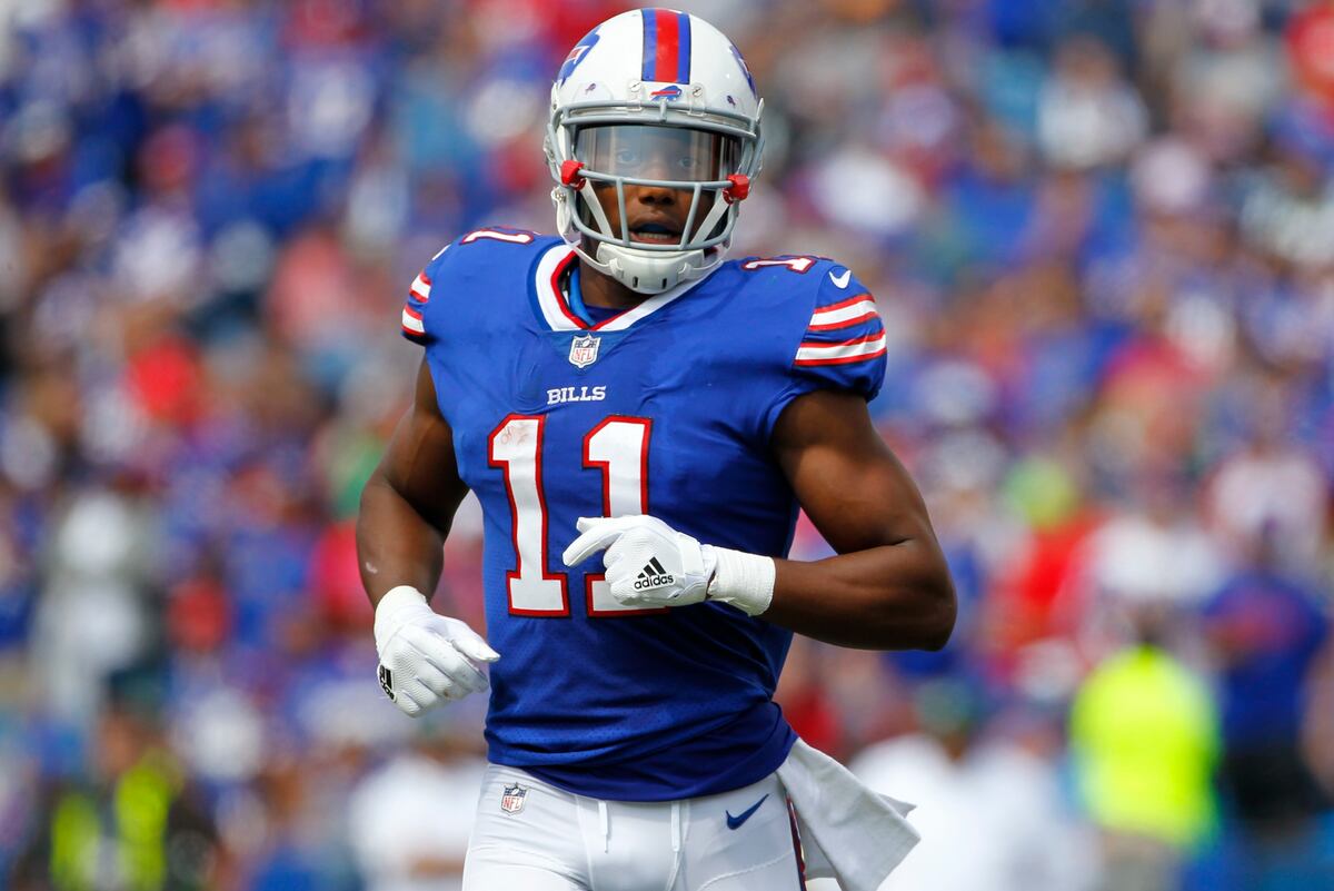 zay jones thankful to be alive after bizarre naked fight arrest bleacher report latest news videos and highlights
