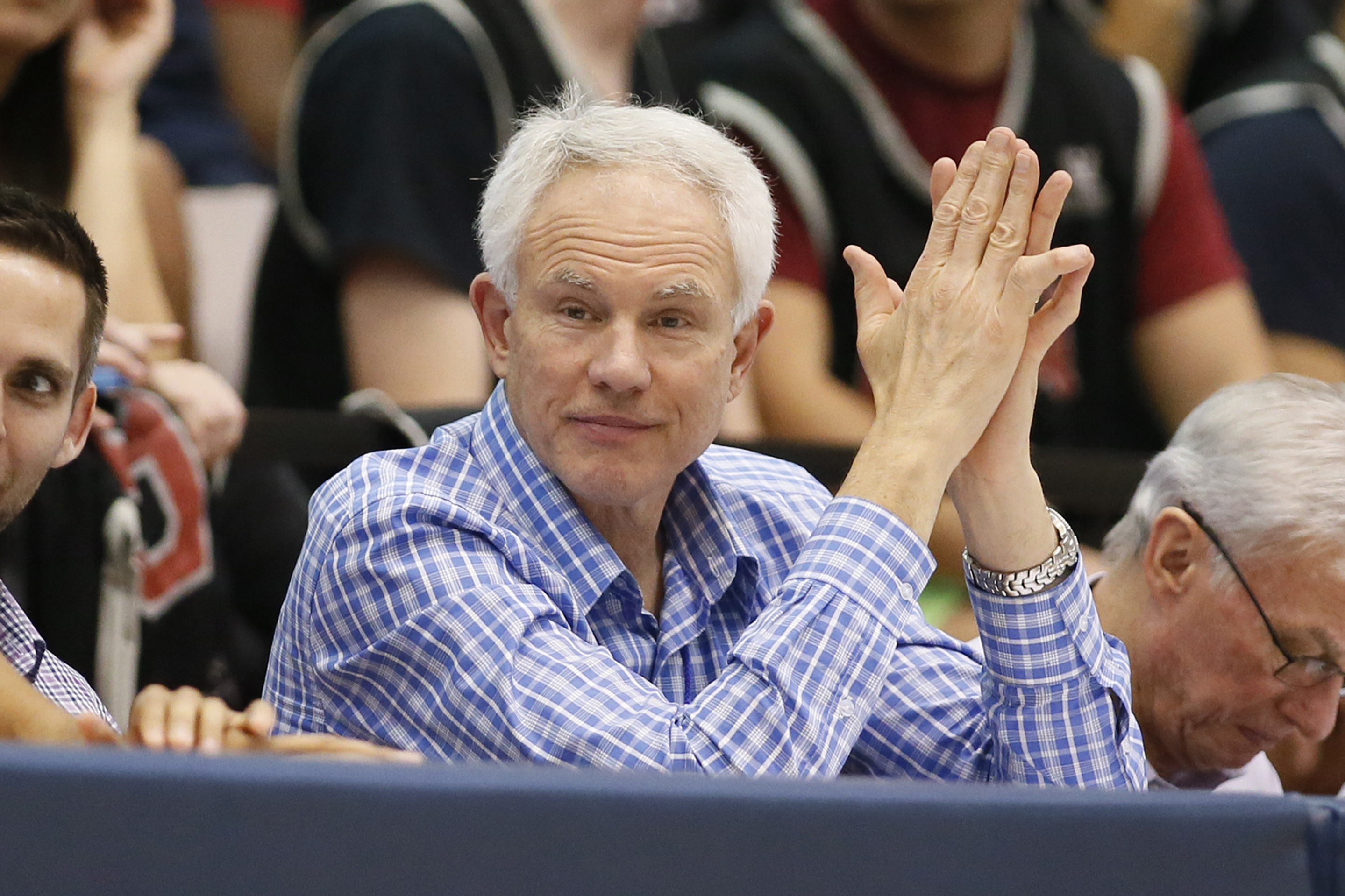 Lakers GM Mitch Kupchak: Kobe Bryant (still) likely to retire in 2016 - Los  Angeles Times