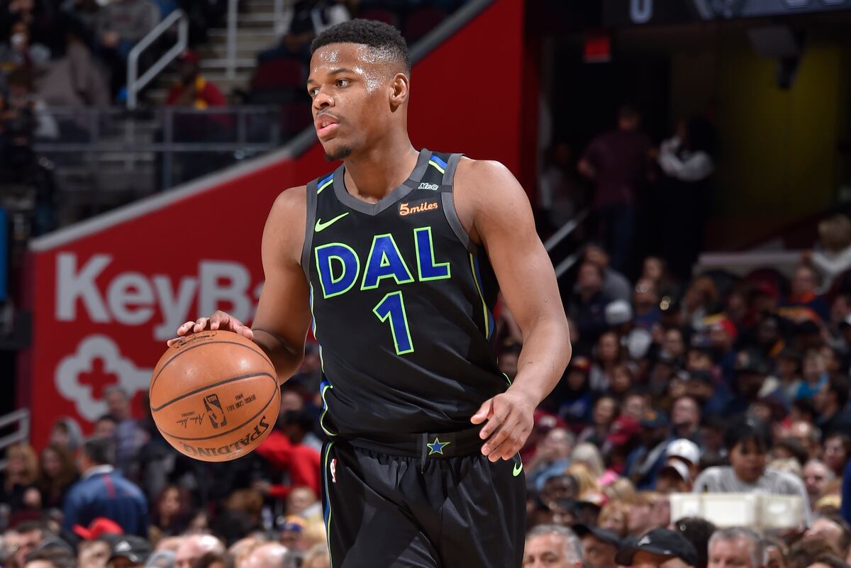 Dennis Smith Jr. Throws Down Epic Clutch Dunk vs. Trail Blazers | News