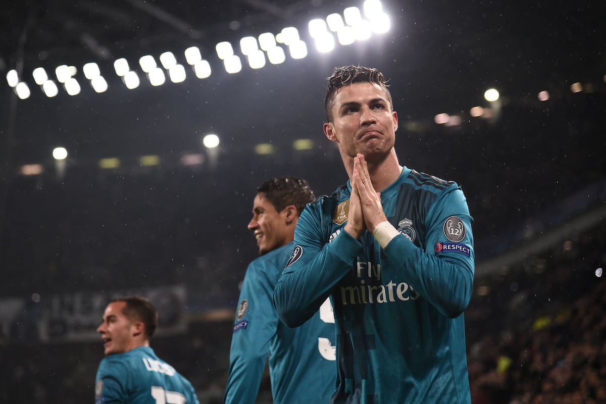 ronaldo juventus bleacher report cristiano ronaldo thanks juventus fans for applause after overhead kick goal bleacher report ronaldo juventus bleacher report cristiano ronaldo thanks juventus fans for applause after overhead kick goal bleacher report
