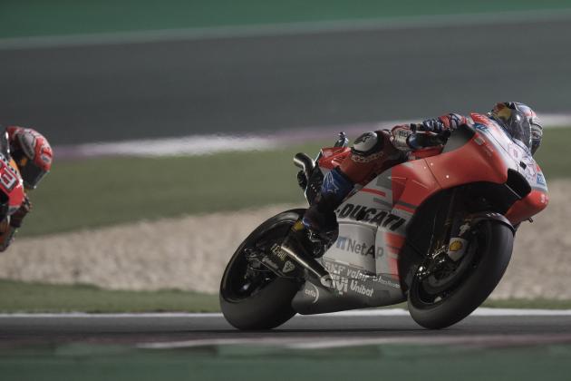 DOHA, QATAR - MARCH 18: Andrea Dovizioso of Italy and Ducati Team leads the field during the MotoGP race during the MotoGP of Qatar - Race at Losail Circuit on March 18, 2018 in Doha, Qatar.  (Photo by Mirco Lazzari gp/Getty Images)