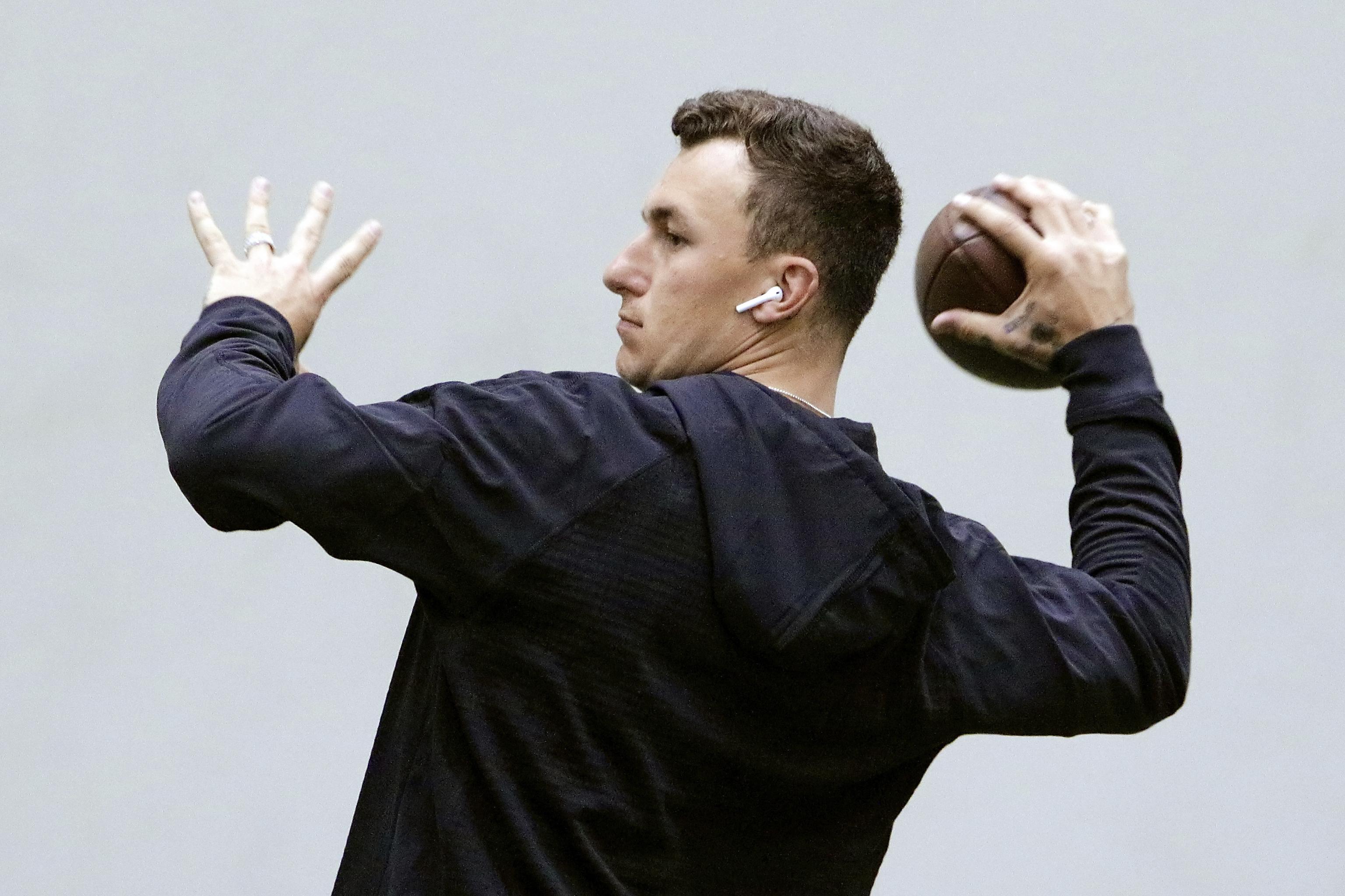 Johnny Manziel will play in the NFL (Spring League) in 2018 - Good Bull  Hunting