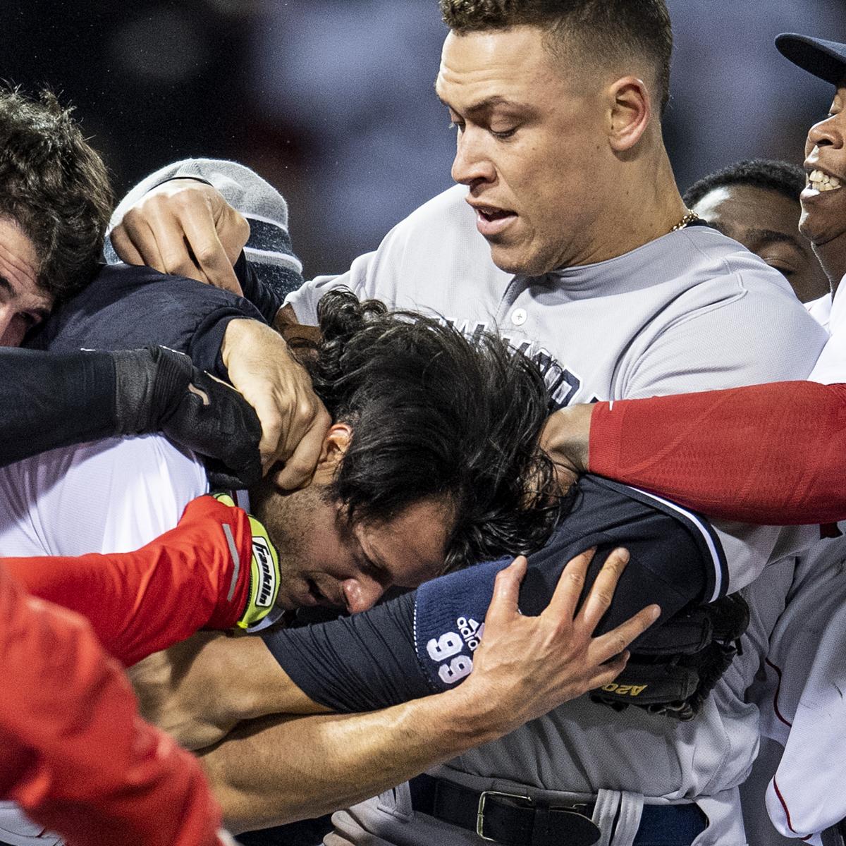 A Brawl Erupts, and the Red Sox-Yankees Rivalry Catches Fire - The New York  Times