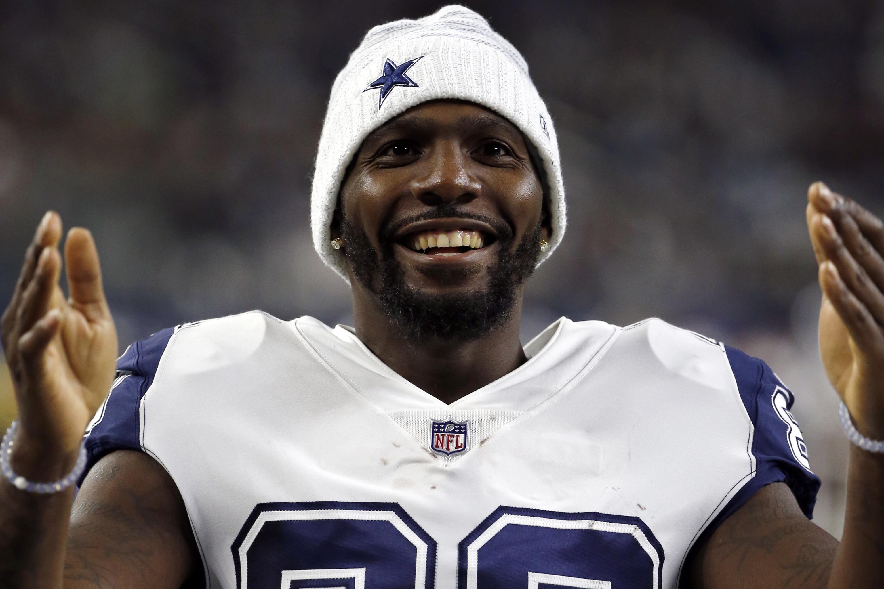 Saints To Sign Dez Bryant