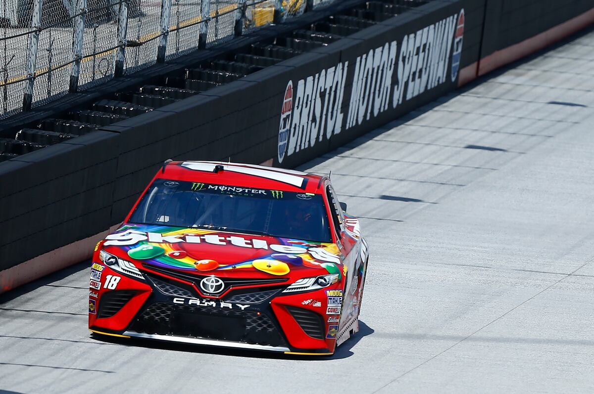NASCAR at Bristol 2018 Qualifying Results: Kyle Busch ...