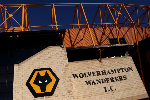 WOLVERHAMPTON, ENGLAND - MARCH 06:  A general view of Molineux ahead of the Barclays Premier League match between Wolverhampton Wanderers and Tottenham Hotspur at Molineux on March 6, 2011 in Wolverhampton, England.  (Photo by Julian Finney/Getty Images)