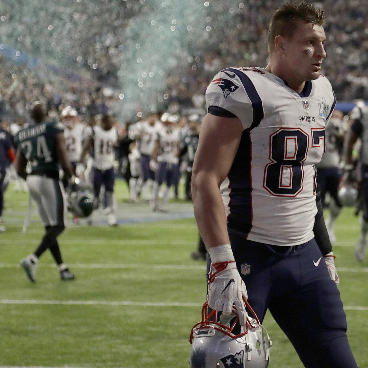 Report: Rob Gronkowski's Absence from Patriots' Workouts Is 'About the Money' | Bleacher Report | Latest News, Videos and Highlights