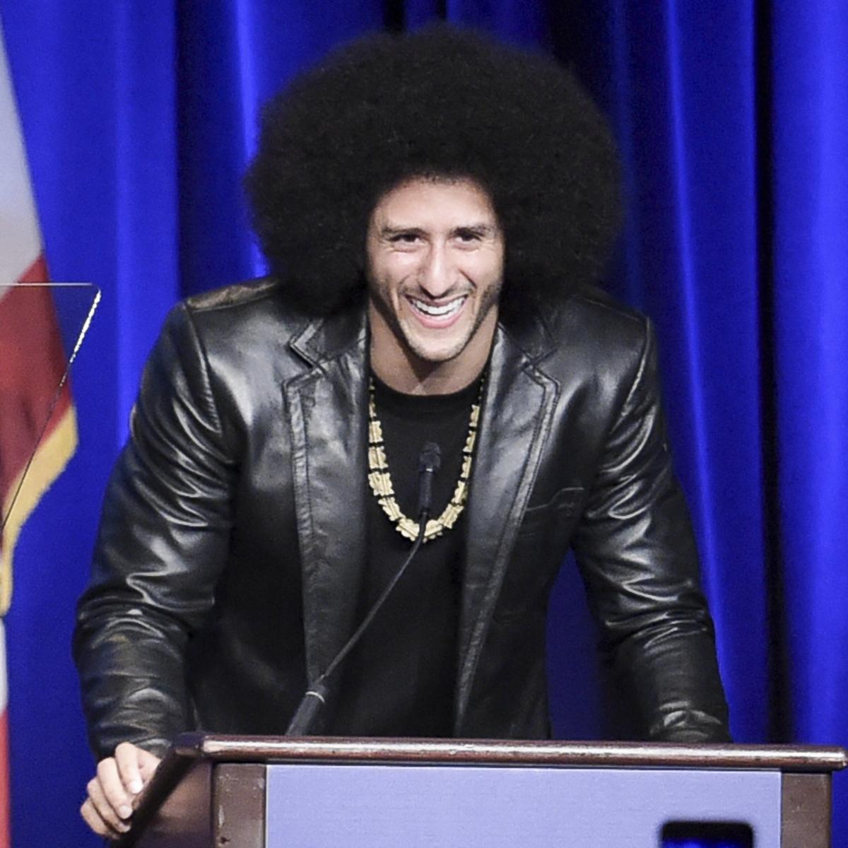 Colin Kaepernick Arrives at NFL Headquarters for Roger Goodell Deposition | Bleacher Report | Latest News, Videos and Highlights