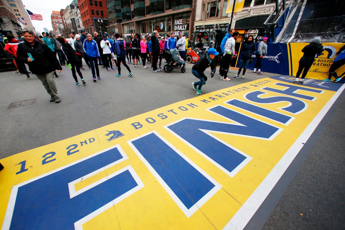 Cancer Survivor Mary Shertenlieb Finishes Boston Marathon After Midnight | Bleacher Report | Latest News, Videos and Highlights