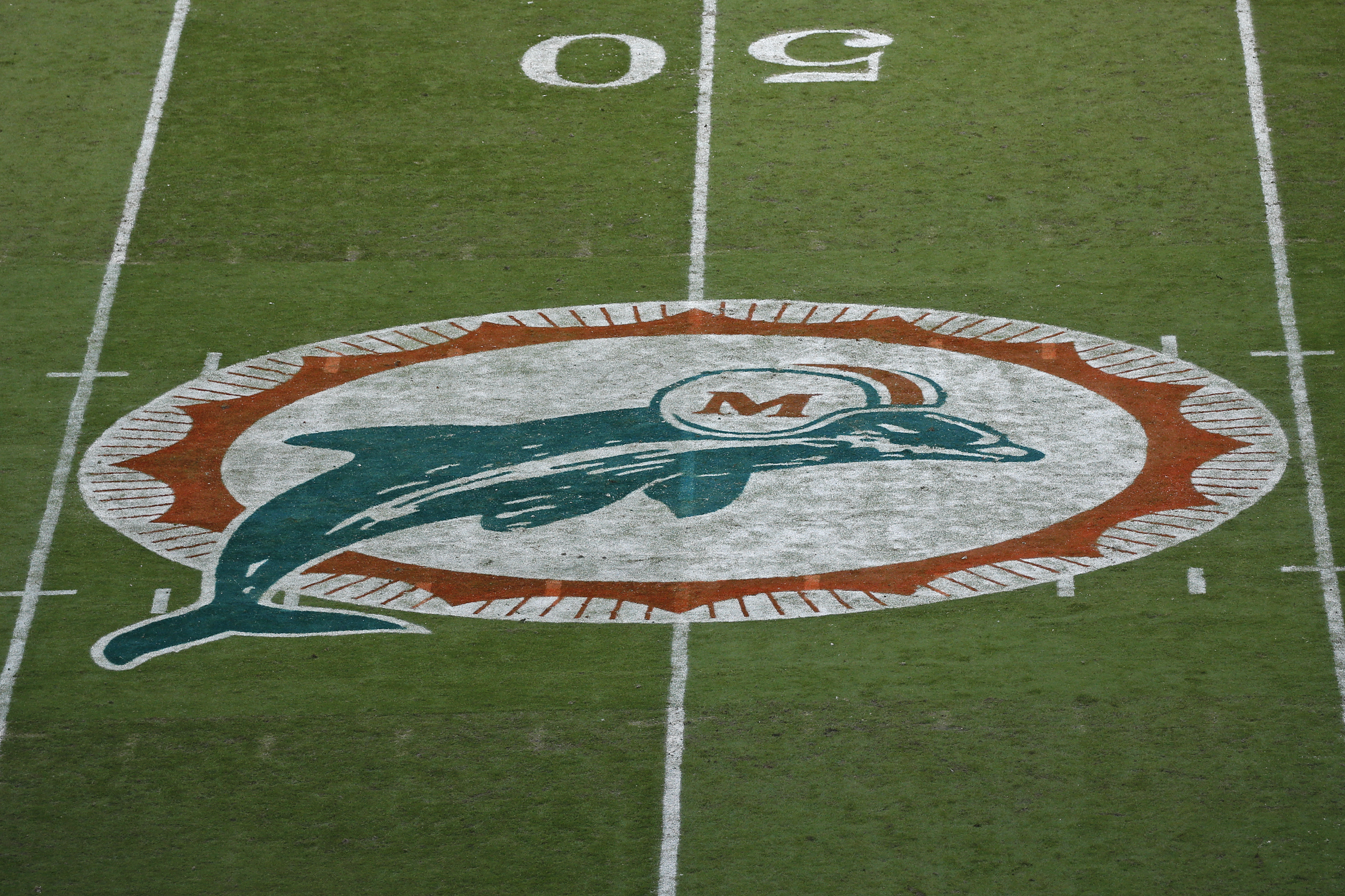Dolphins alternate black strip unveiled for 2024