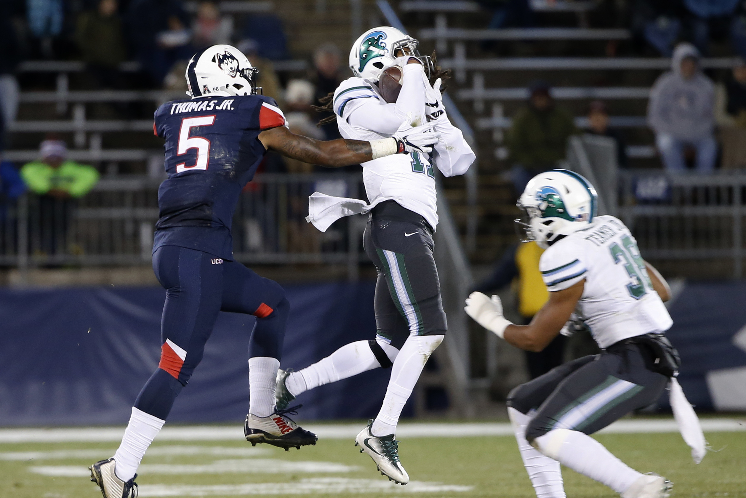 Tulane cornerback Parry Nickerson runs unofficial 4.32 40-yard dash