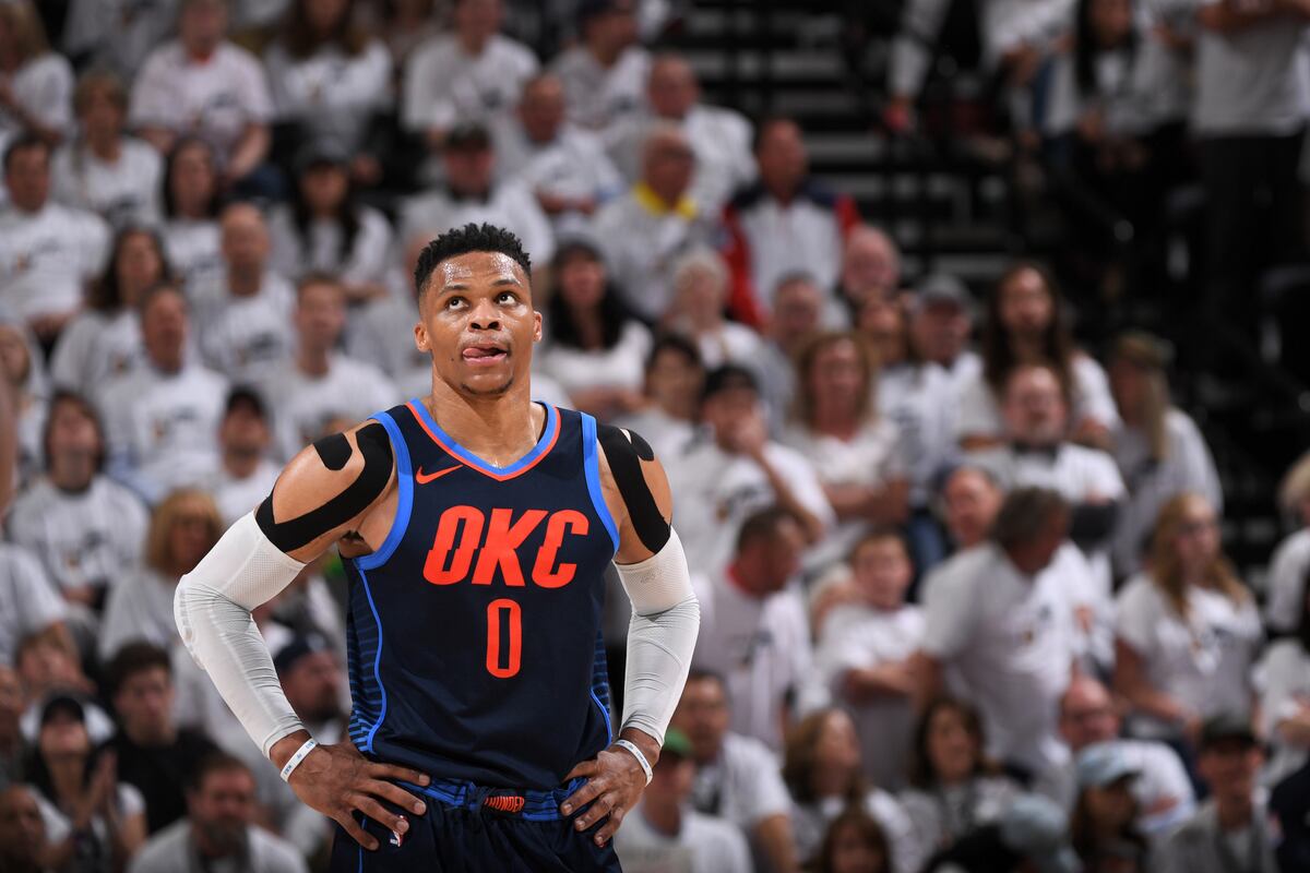 russell westbrook air monarchs
