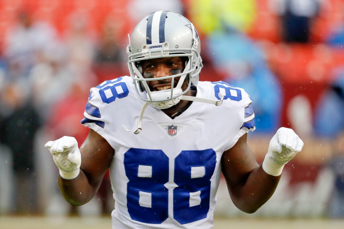 Dez Bryant Rumors: Ex-Cowboys WR Won't Sign with Team Until After 2018