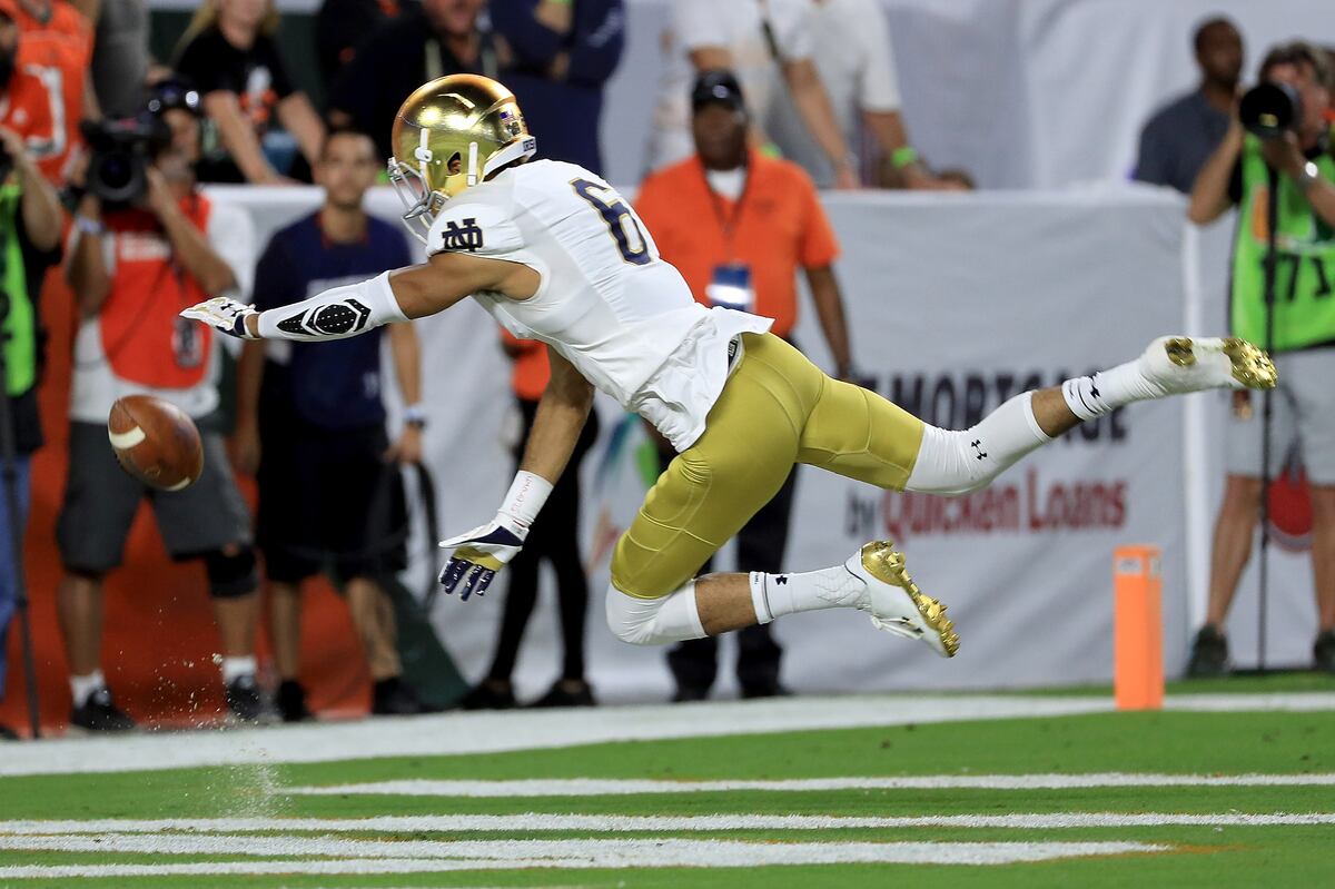 Lonzo and the Balls Have Nothing on Notre Dame WR Equanimeous St. Brown
