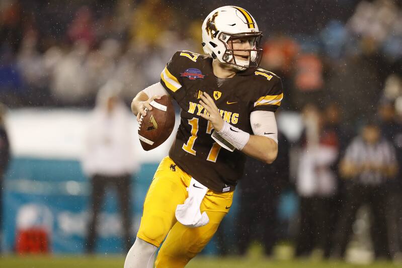 Josh Allen Apologizes Again For Racist Tweets Hopes Teammates Don