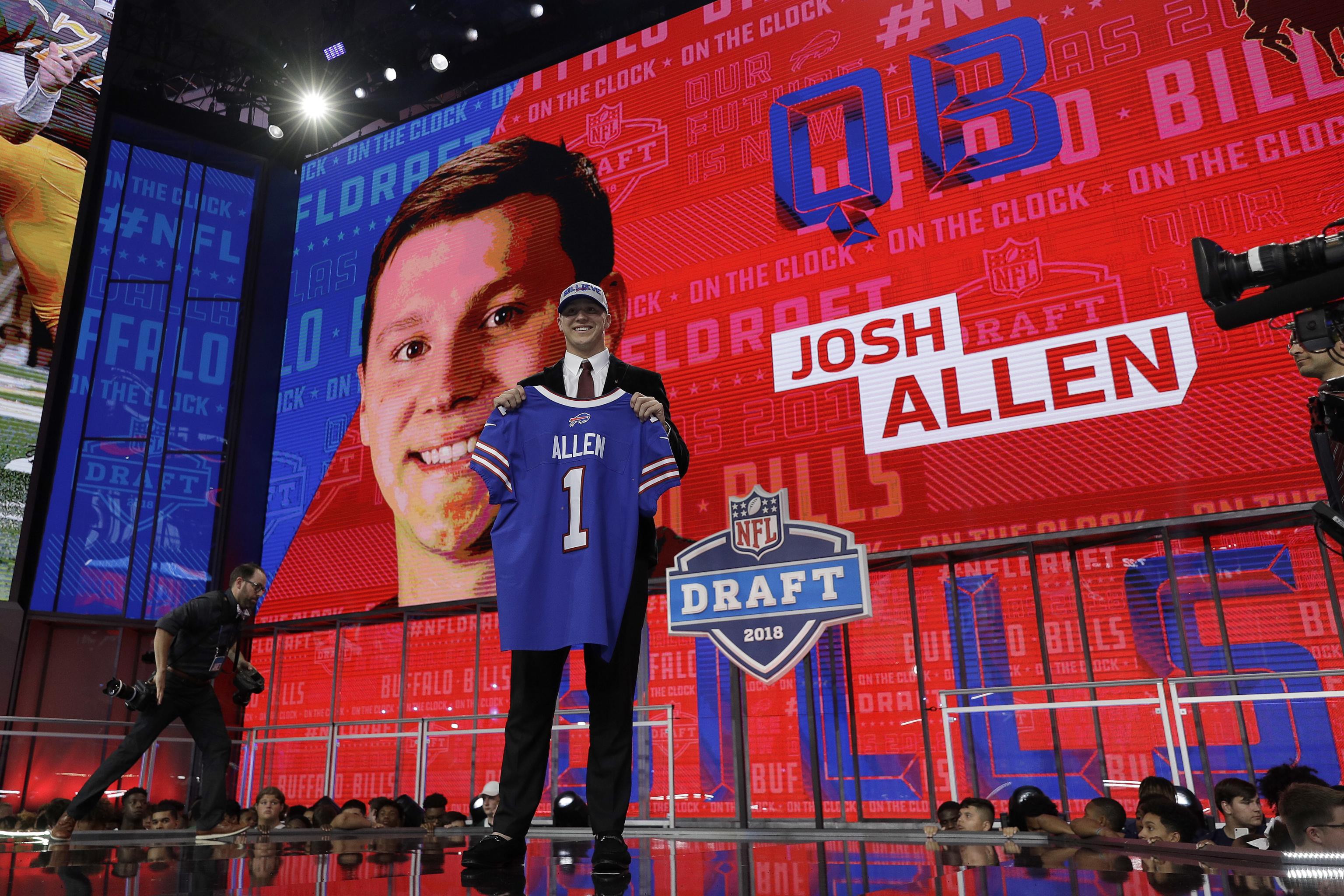 Josh Allen Apologizes for Racist Tweets, 'Young and Dumb