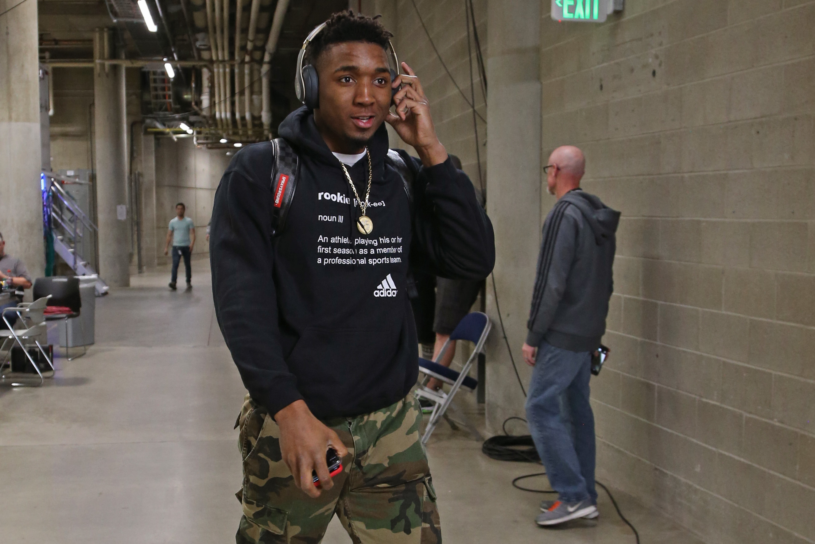 folleto siete y media terraza Donovan Mitchell Adidas Rookie of the Year Campaign Hits Salt Lake  Billboard | News, Scores, Highlights, Stats, and Rumors | Bleacher Report