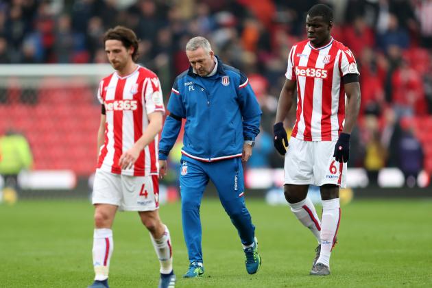 STOKE ON TRENT, ENGLAND - APRIL 07: Dejected Paul Lambert the head coach / manager of Stoke City at full time after the Premier League match between Stoke City and Tottenham Hotspur at Bet365 Stadium on April 7, 2018 in Stoke on Trent, England. (Photo by James Baylis - AMA/Getty Images)