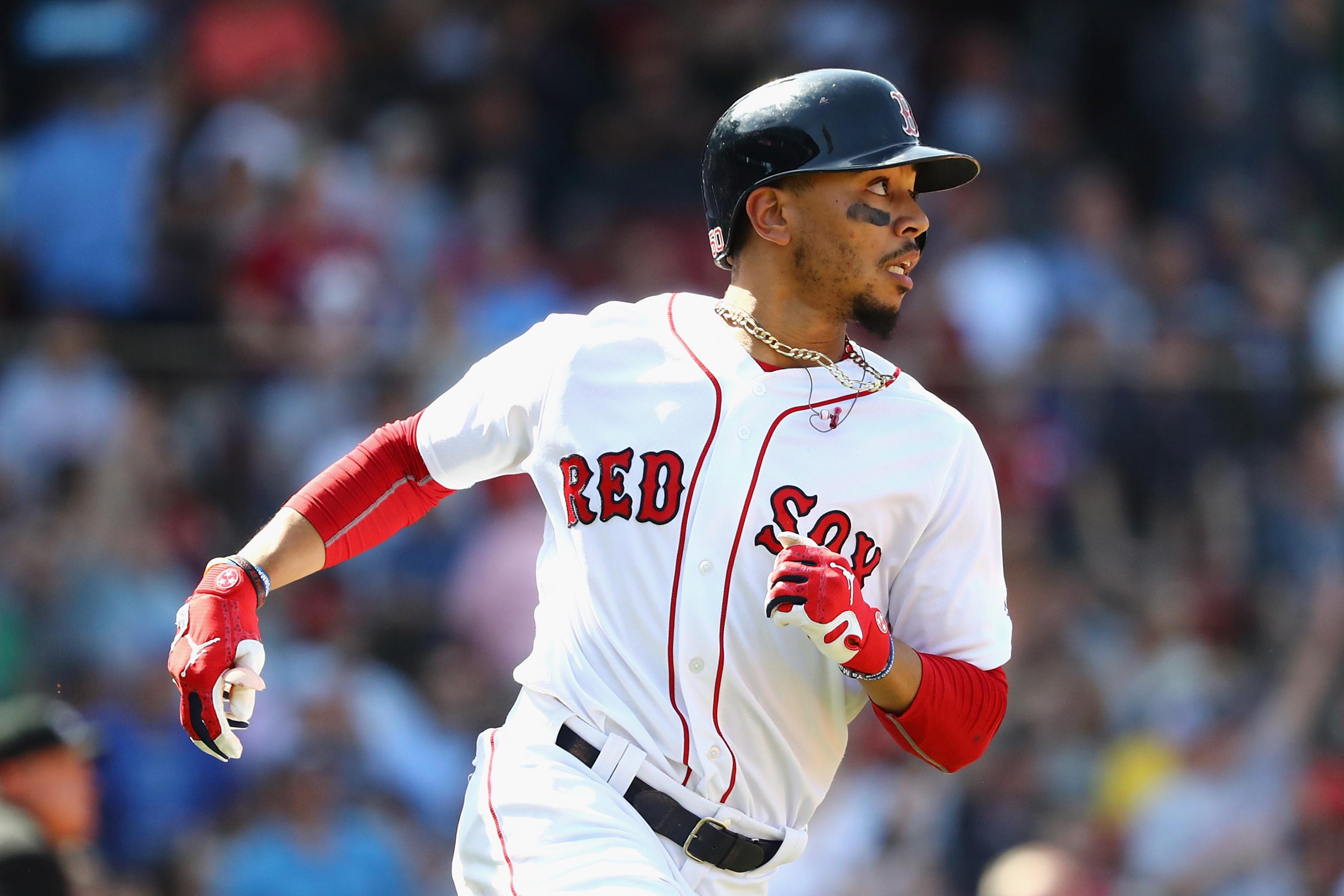 Udvikle Eventyrer Thicken Mookie Betts Has Become Mike Trout's Clone in Race for MLB's Best Player | News, Scores, Highlights, Stats, and Rumors | Bleacher Report Udvikle Eventyrer Thicken Mookie Betts Has Become Mike Trout's Clone in Race for MLB's Best Player | News, Scores, Highlights, Stats, and Rumors | Bleacher Report