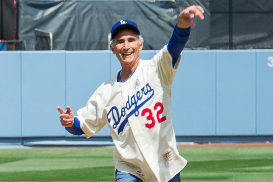 Sandy Koufax jersey could sell for $500,000