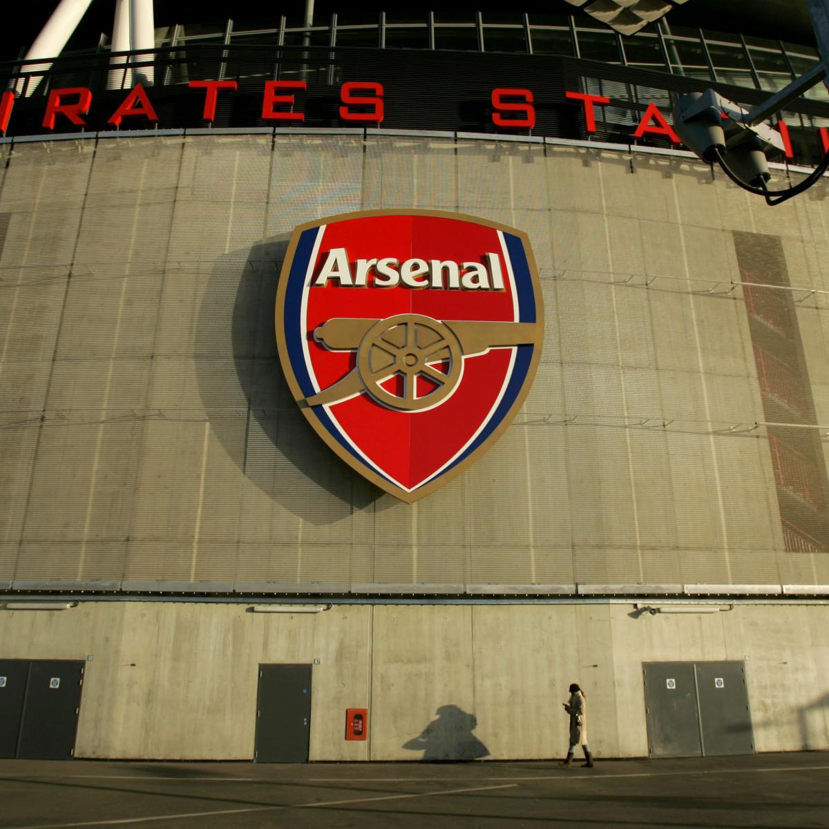 Report Arsenal Suspend 2 Coaches Over Alleged Bullying Of Young Players Bleacher Report Latest News Videos And Highlights