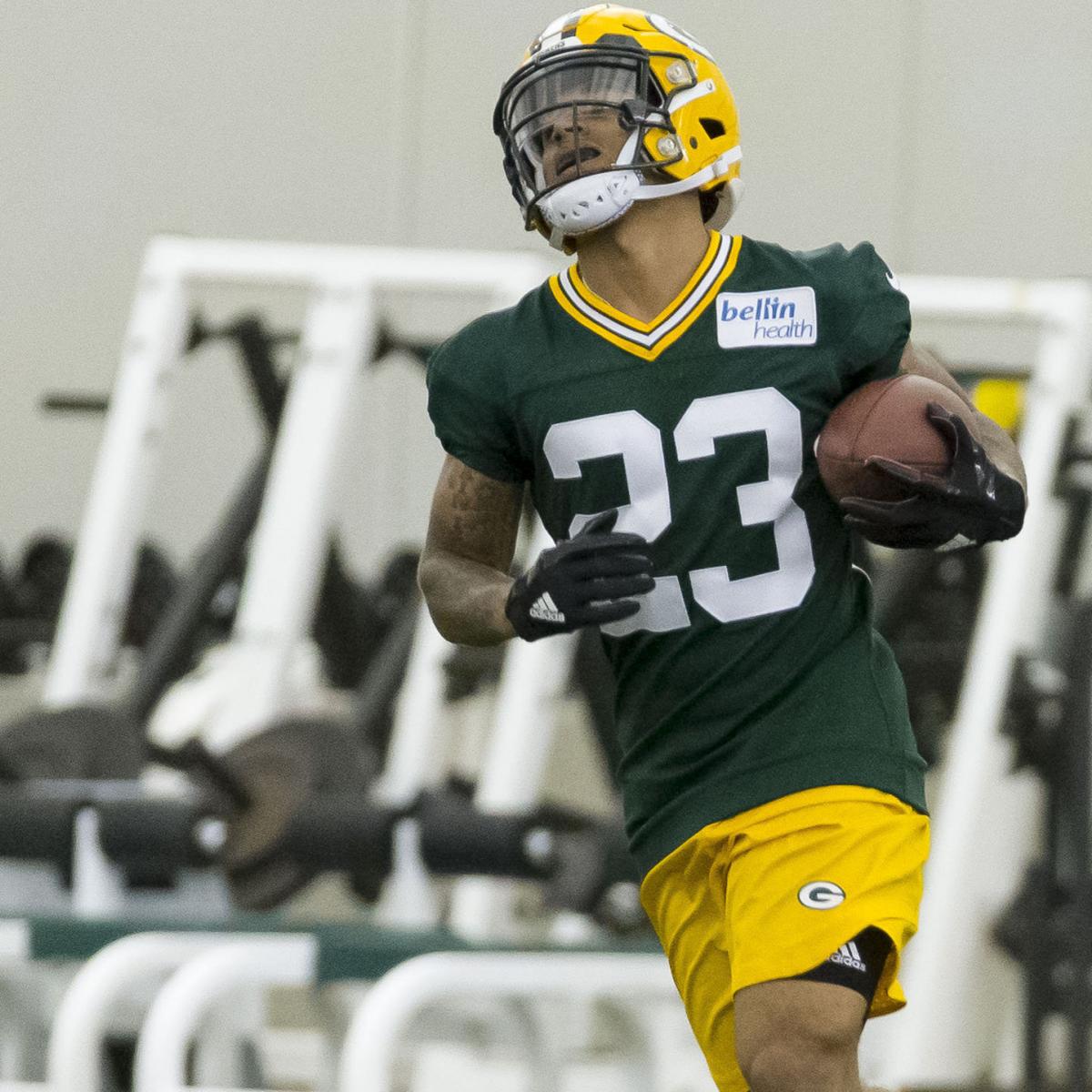 Jaire Alexander Wears His Packers Jersey to Louisville Graduation