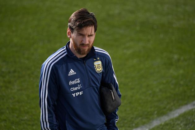 Argentina's forward Lionel Messi attends a training session in Madrid on March 25, 2018 ahead of an international friendly football match between Spain and Argentina. / AFP PHOTO / GABRIEL BOUYS        (Photo credit should read GABRIEL BOUYS/AFP/Getty Images)