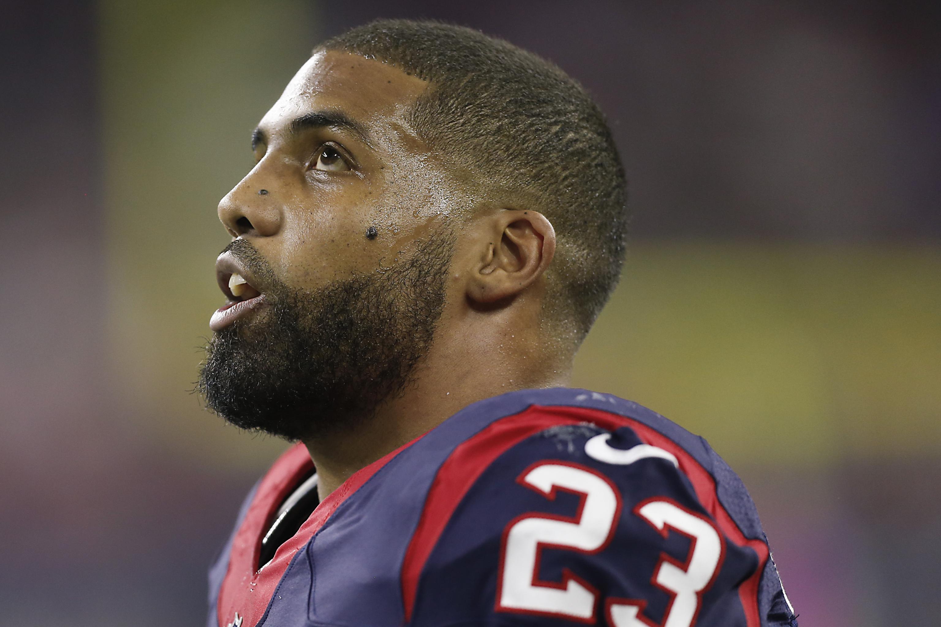 Arian Foster invites Texans owner Bob McNair onto his podcast for