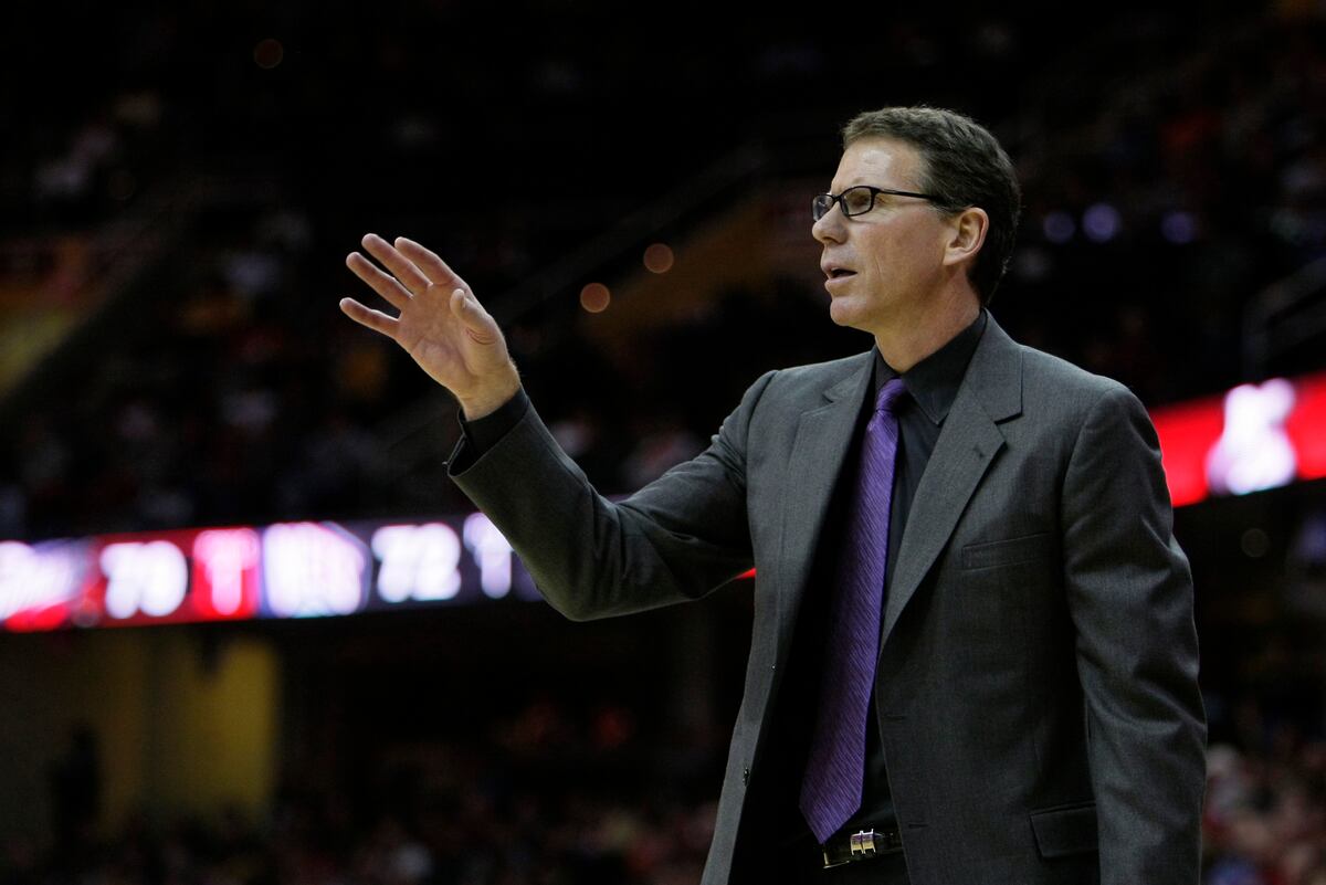 Pistons Rumors: Kiki VanDeWeghe, Ed Stefanski, More Basketball Ops Candidates | Bleacher Report | Latest News, Videos and Highlights