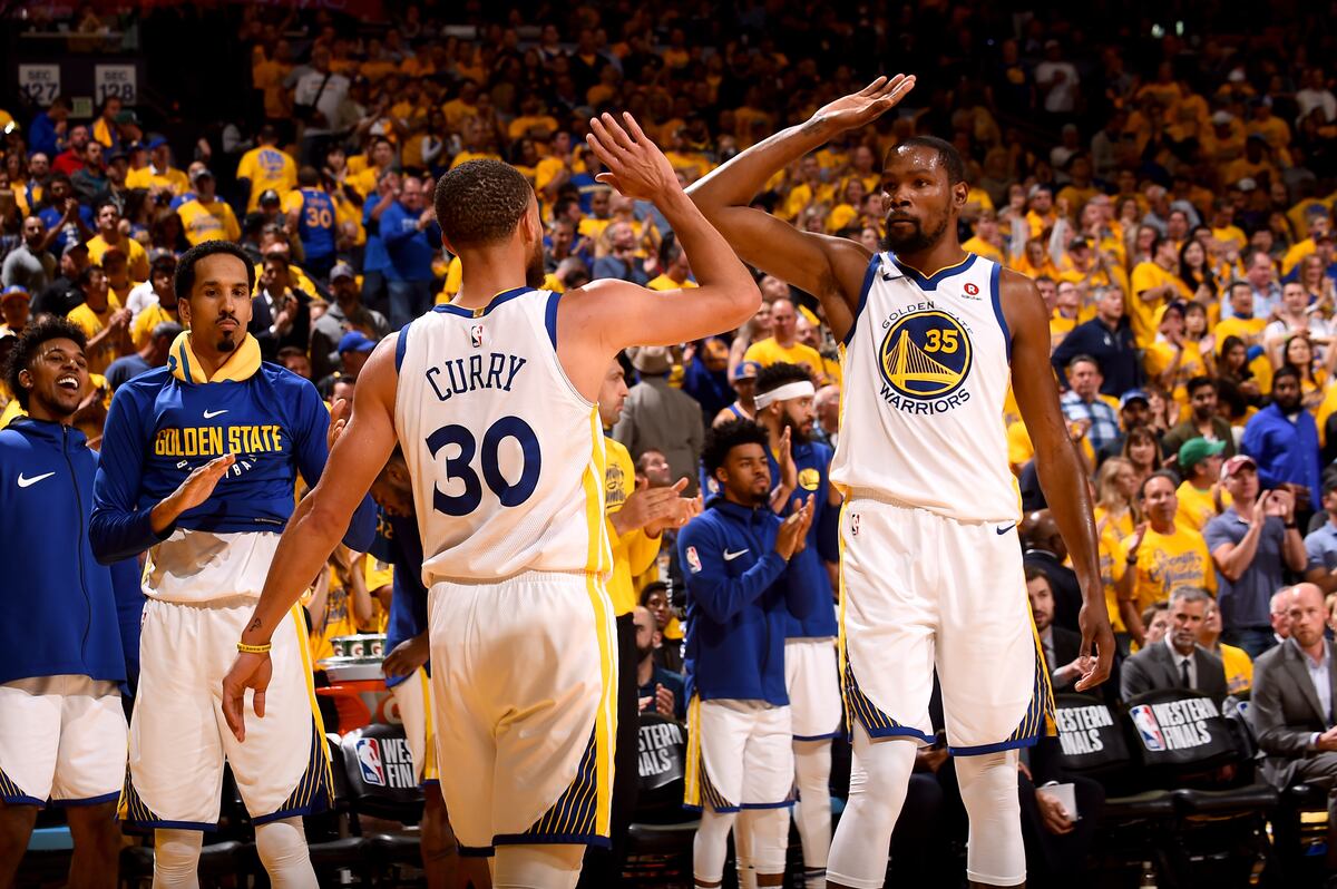 RedHot Stephen Curry Leads Warriors to Game 3 Blowout vs. James Harden