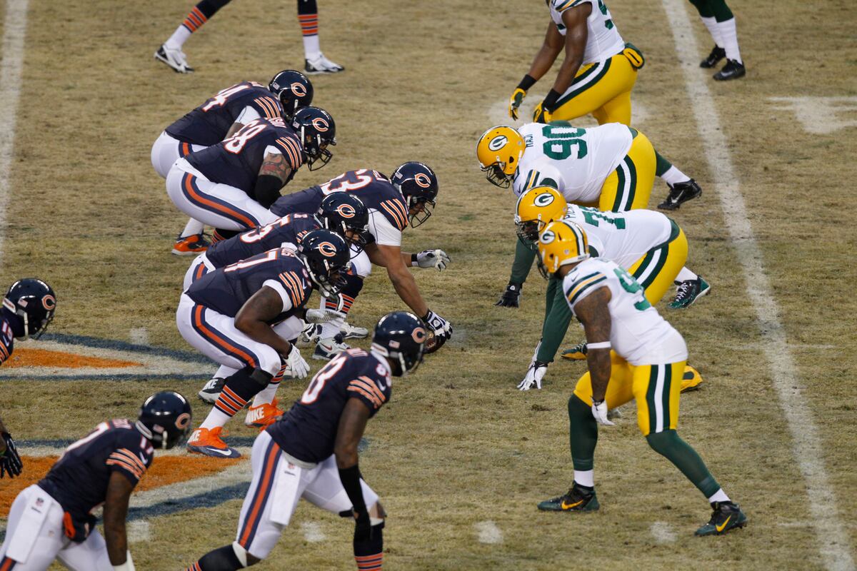 NFL: Linemen Who Lower Helmet to Make Contact out of ...