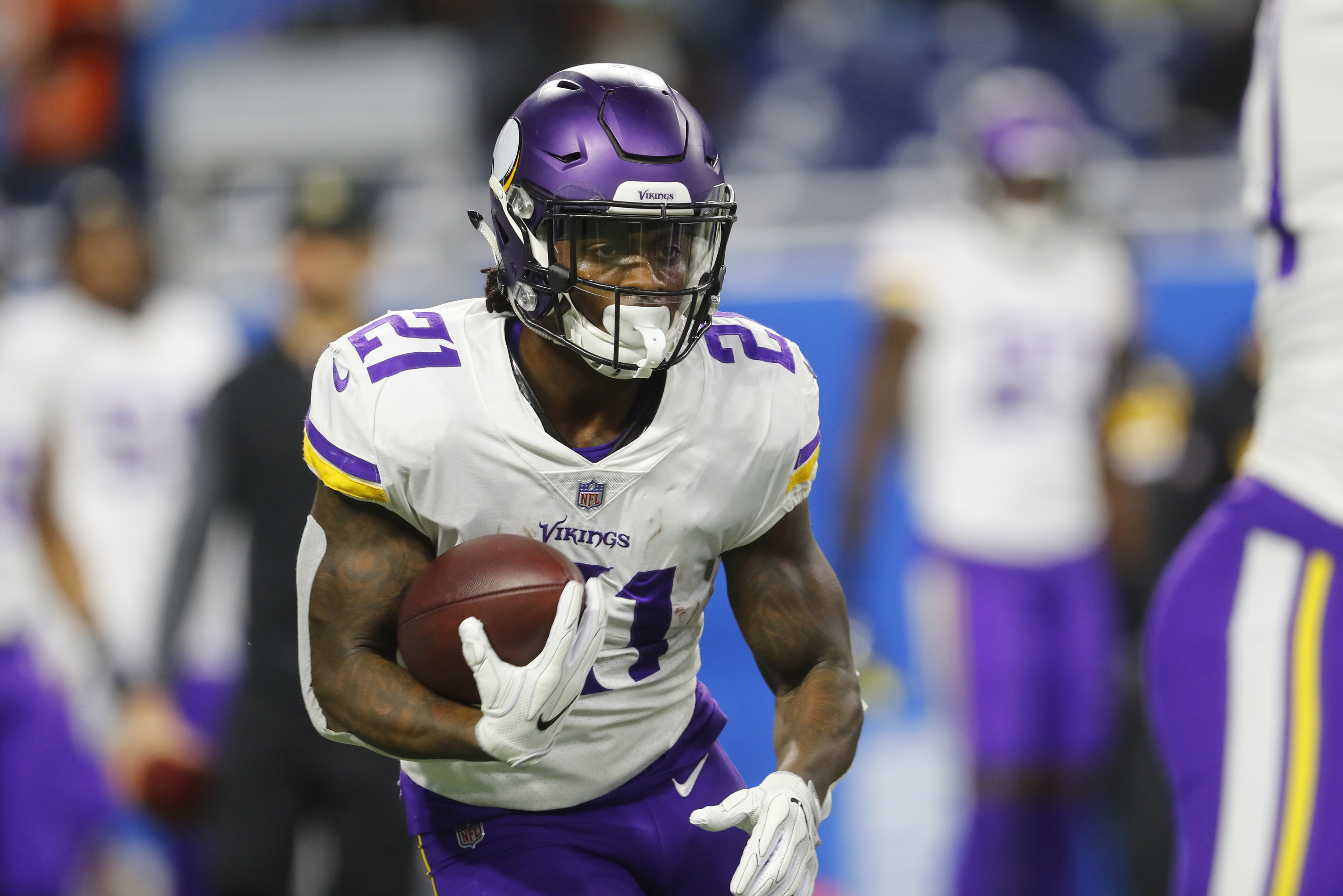 49ers roster tracker: Who's getting cut? Jerick McKinnon to IR?