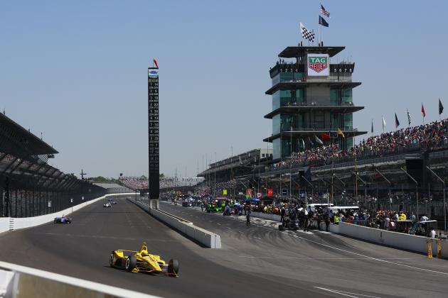 Helio Castroneves, of Brazil, heads into the first turn during the final practice session for the IndyCar Indianapolis 500 auto race at Indianapolis Motor Speedway, in Indianapolis Friday, May 25, 2018. (AP Photo/R Brent Smith)
