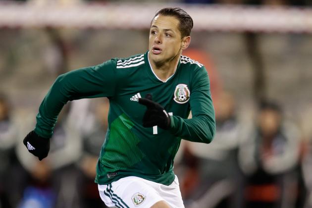 BRUSSEL, BELGIUM - NOVEMBER 10: Javier Hernandez of Mexico  during the  International Friendly match between Belgium  v Mexico  at the Koning Boudewijnstadion on November 10, 2017 in Brussel Belgium (Photo by Eric Verhoeven/Soccrates/Getty Images)