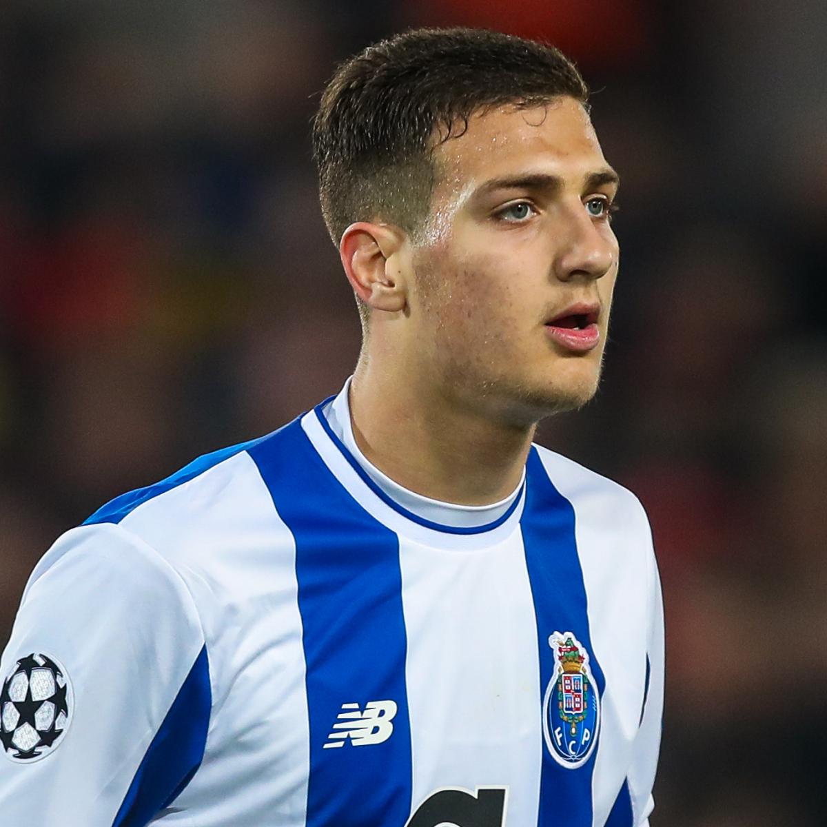 Diogo Dalot troca FC Porto por Manchester United