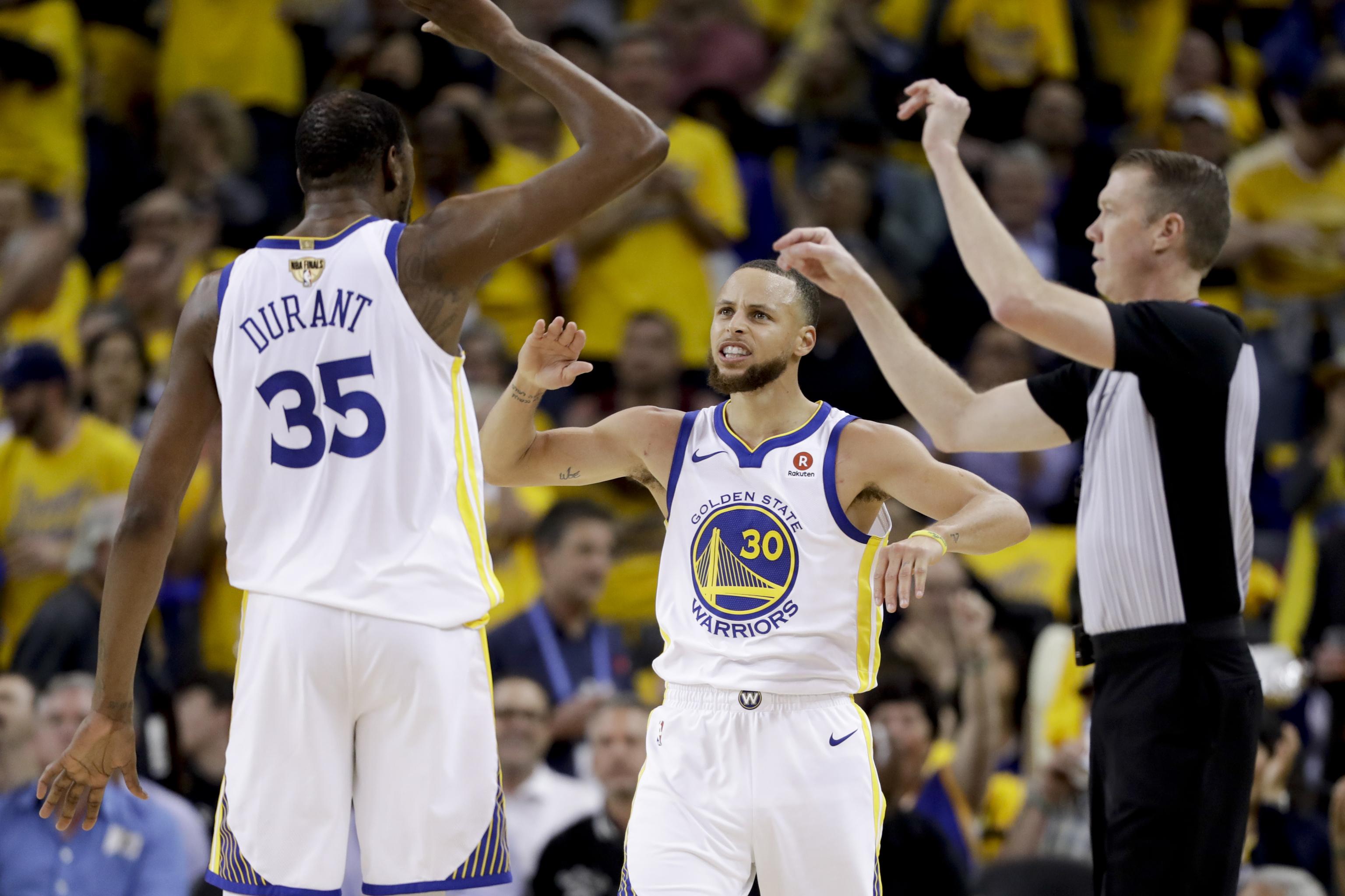 NBA Finals: LeBron James scores 51, Warriors win Game 1