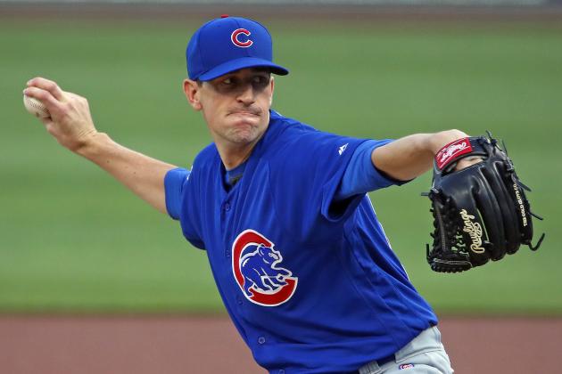Chicago Cubs starting pitcher Kyle Hendricks delivers during the first inning of the team's baseball game against the Pittsburgh Pirates in Pittsburgh, Wednesday, May 30, 2018. (AP Photo/Gene J. Puskar)