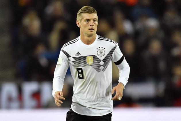 Germany's Toni Kroos plays during an international friendly soccer match between Germany and France in Cologne, Germany, Tuesday, Nov. 14, 2017. (AP Photo/Martin Meissner)