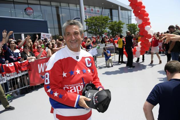Washington Capitals owner Ted Leonsis reacts as he takes part in a sendoff rally after an NHL hockey practice, Saturday, May 26, 2018, in Arlington, Va. (AP Photo/Nick Wass)