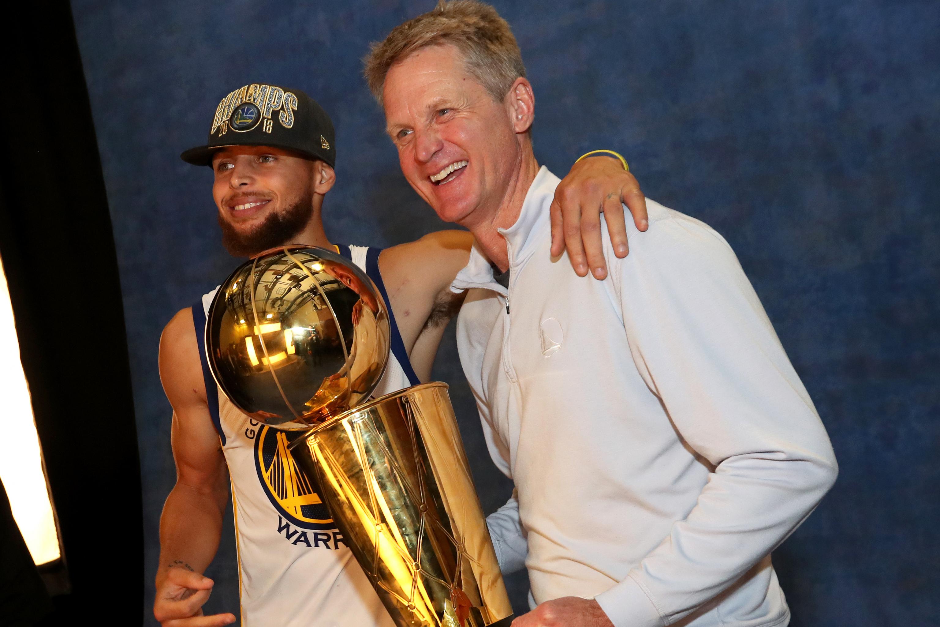 Warriors' Steve Kerr downplays contract extension talks