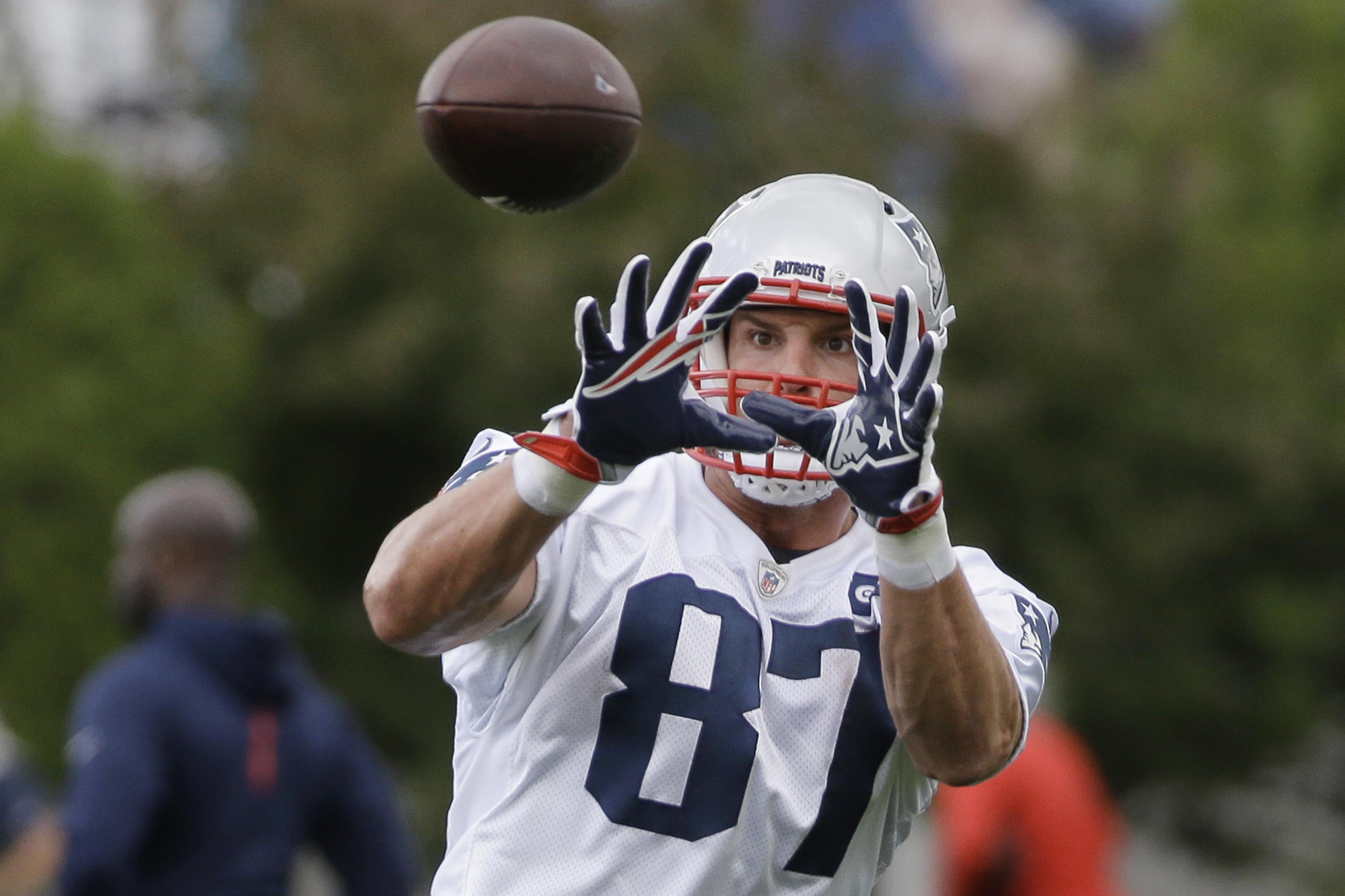 New England Patriots: Rob Gronkowski trade causes ripples