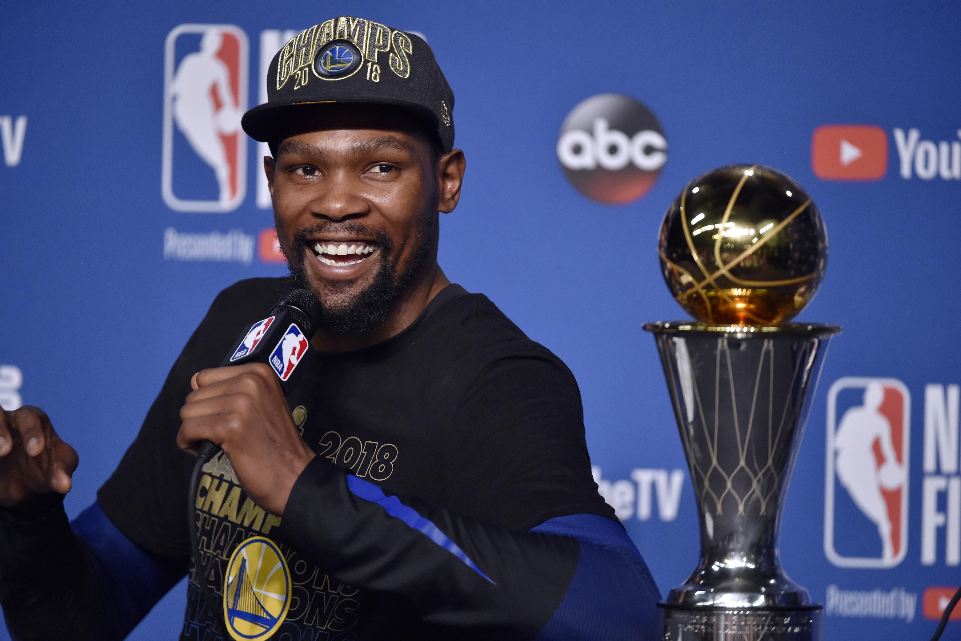 Kevin Durant Says He Can See Himself Retiring At Age 35 Number In My Mind Bleacher Report Latest News Videos And Highlights